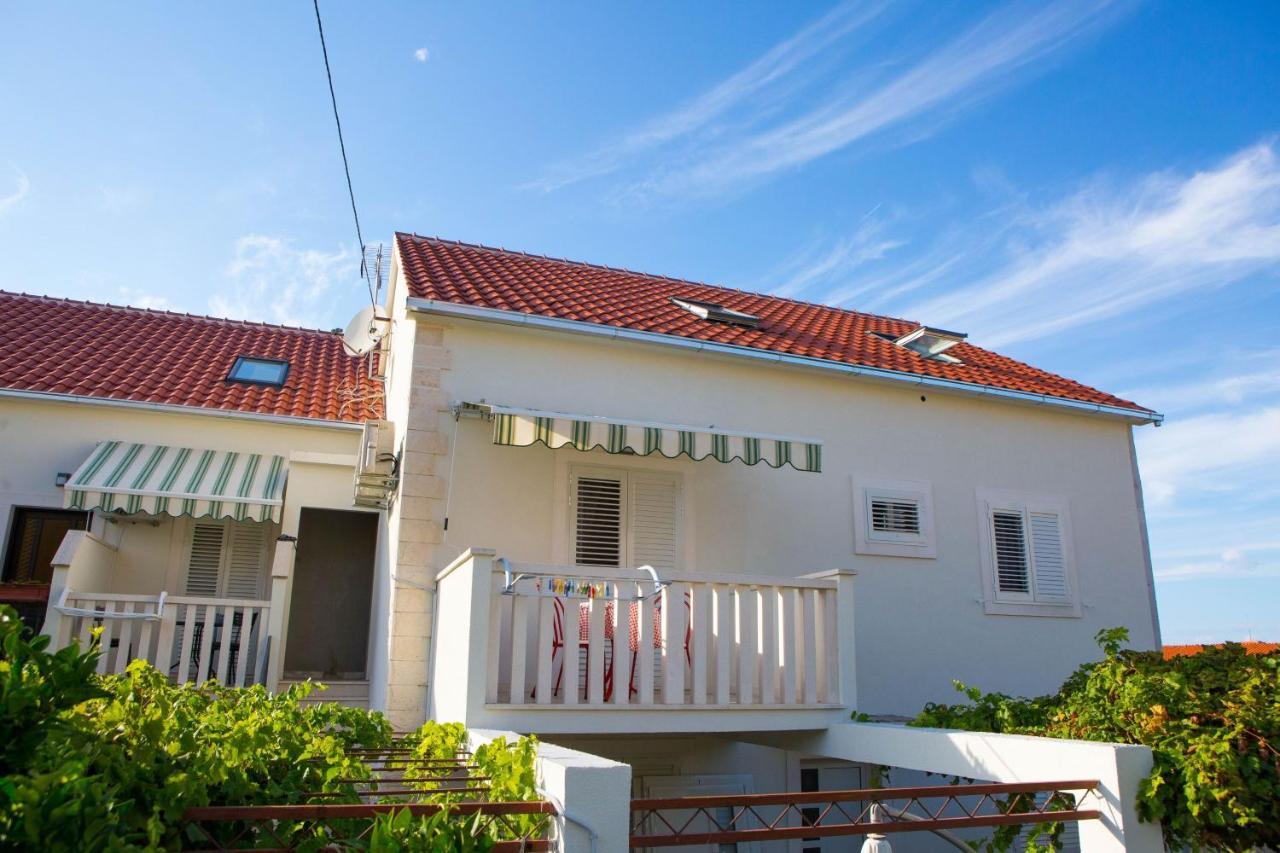 Apartments With A Parking Space Sutivan, Brac - 752 Εξωτερικό φωτογραφία