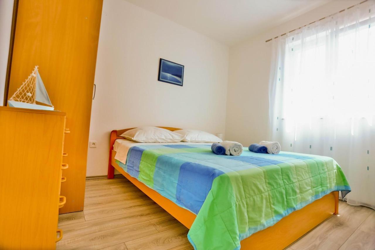 Apartments With A Parking Space Sutivan, Brac - 752 Εξωτερικό φωτογραφία