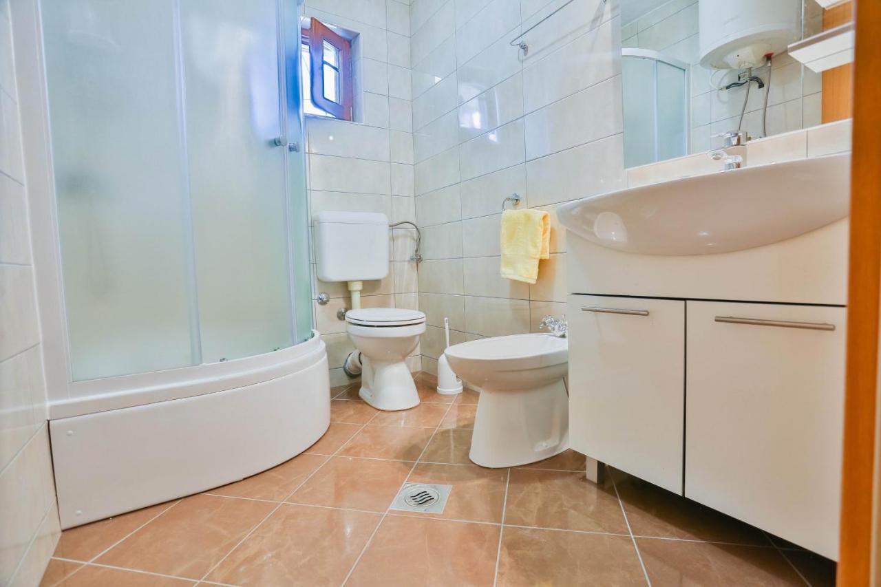 Apartments With A Parking Space Sutivan, Brac - 752 Εξωτερικό φωτογραφία
