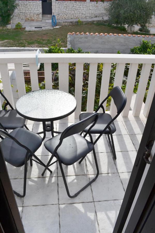 Apartments With A Parking Space Sutivan, Brac - 752 Εξωτερικό φωτογραφία